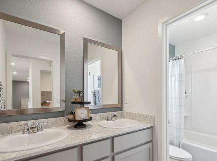 316 Clifton Ct, Roseville, CA 95747 Photo