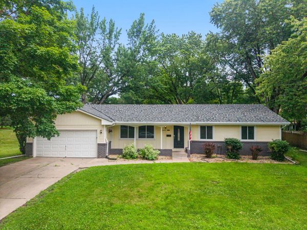 8460 Westbend Road, Golden Valley, MN 55427
