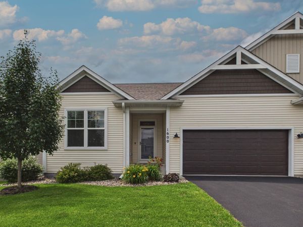 1600 Southpoint Drive , Hudson, WI 54016
