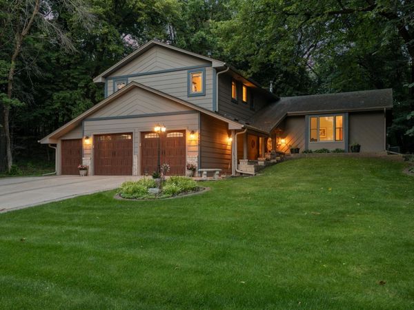 2009 Indian Road W, Minnetonka, MN 55305