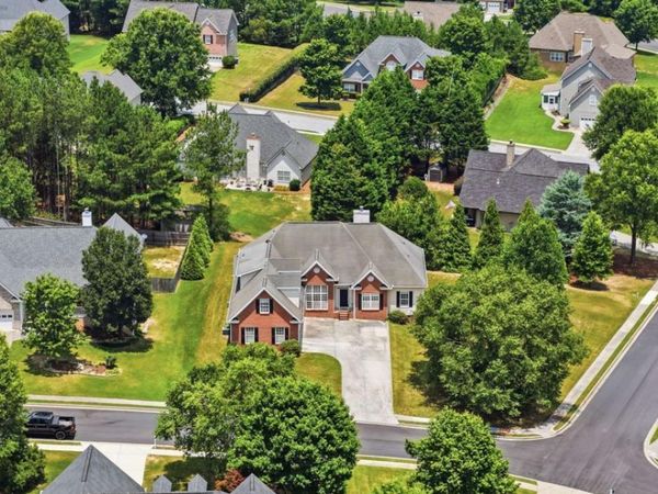 642 Aya Circle, Loganville, GA 30052