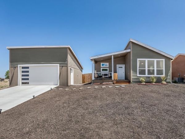 279 W Acorn Dr, Pueblo West, CO 81007