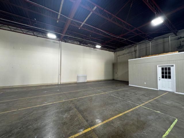 1131 Shine Ave. Photo 6