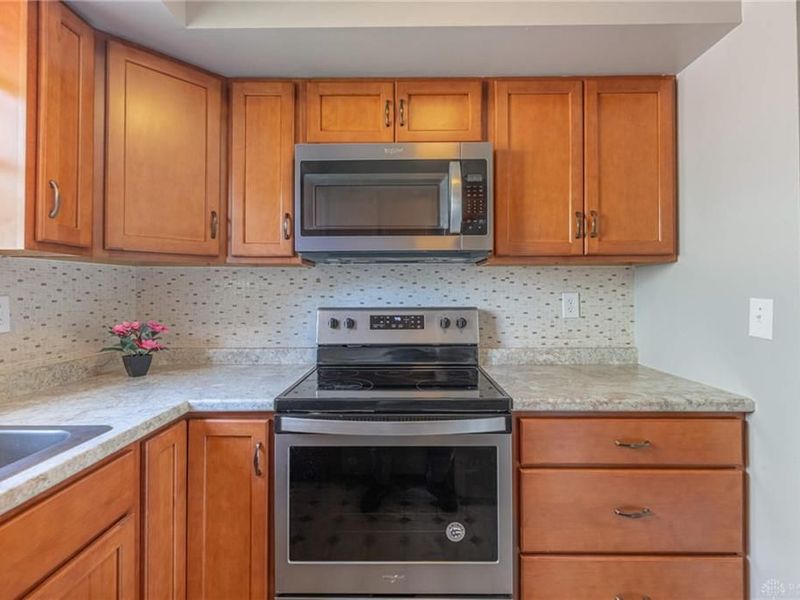 5743 Marblehead Drive, Riverside, OH 45431 Photo 6