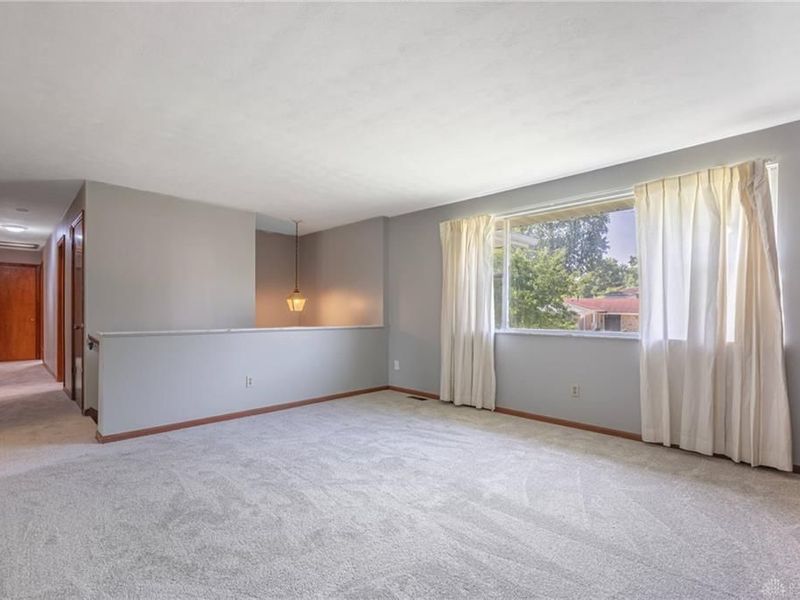 5743 Marblehead Drive, Riverside, OH 45431 Photo 9
