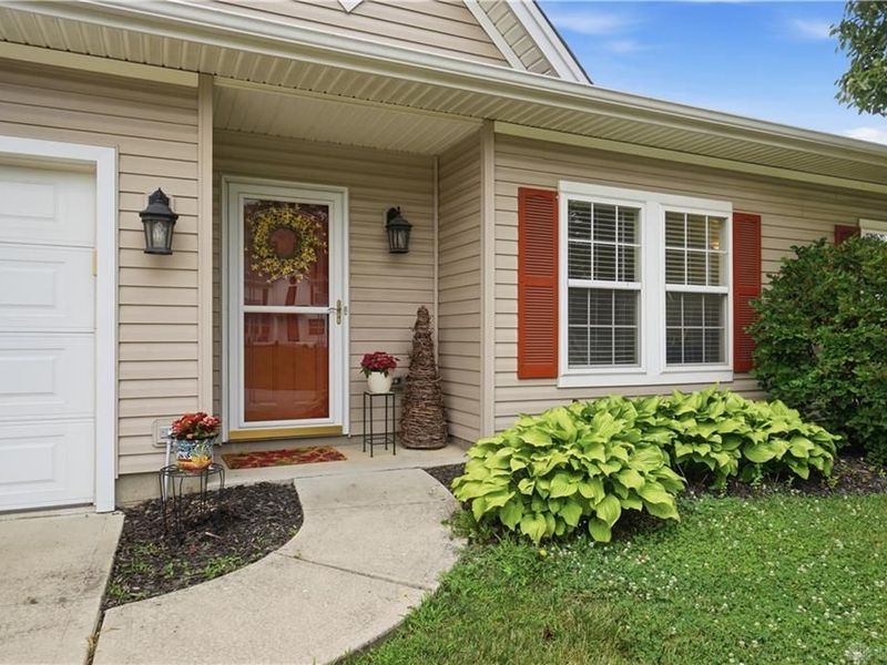 4236 Crow Court, Miamisburg, OH 45342 Photo 2