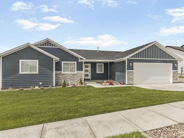 1114 Dolostone Dr, Pocatello, ID 83201