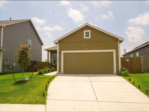 2321 Forgetmenot LN, Pflugerville, TX 78660