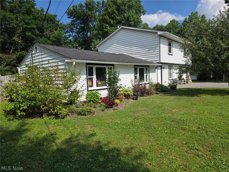 12775 Vincent Drive, Mantua, OH 44255 Photo 4