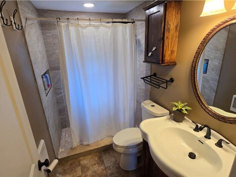 12775 Vincent Drive, Mantua, OH 44255 Photo 6