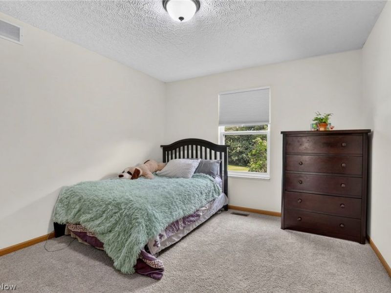 8353 Almond Park Drive, Blacklick, OH 43004 Photo 36