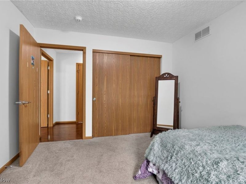 8353 Almond Park Drive, Blacklick, OH 43004 Photo 37