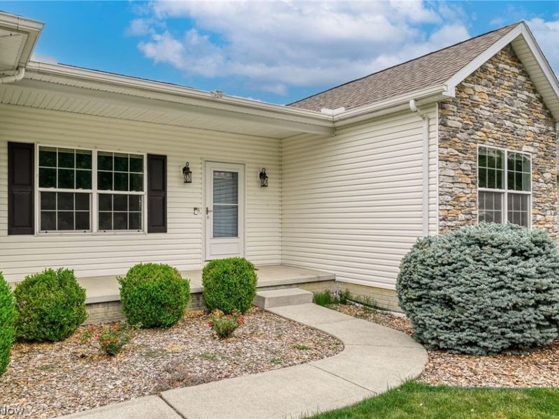 171 Boulder Boulevard, Peninsula, OH 44264 Photo 2