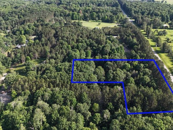 16963 Gray Heirs Road, Lake Ann, MI 49650