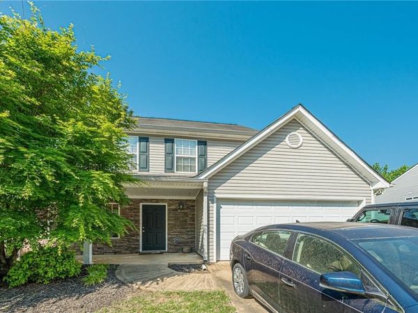 316 Greystone Circle , Hiram, GA 30141