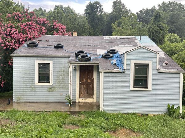 1987 King Springs Road, Johnson City, TN 37601
