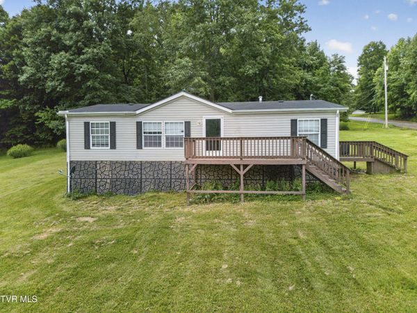 35 Wise Lane, Lebanon, VA 24266