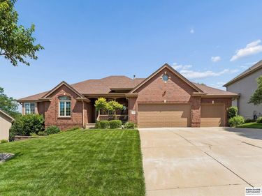 15110 Sahler Street, Omaha, NE 68116