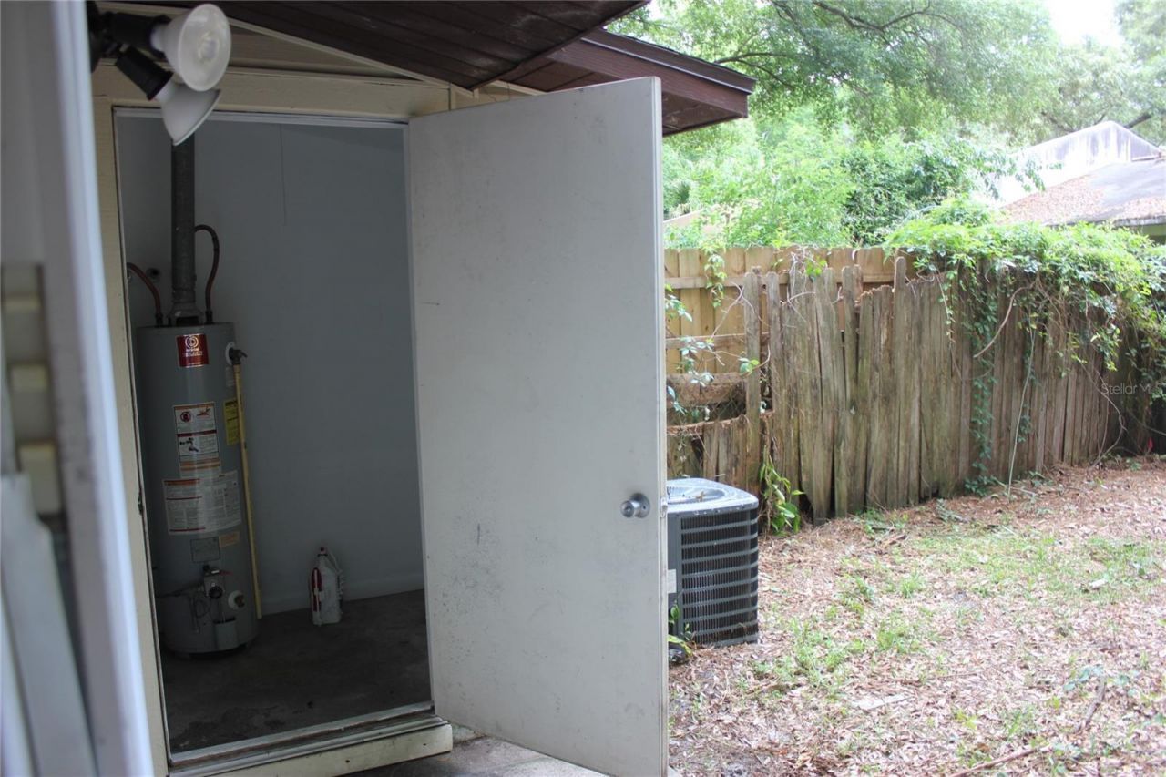 7011 SW 17th Place, Gainesville, FL 32607 Photo