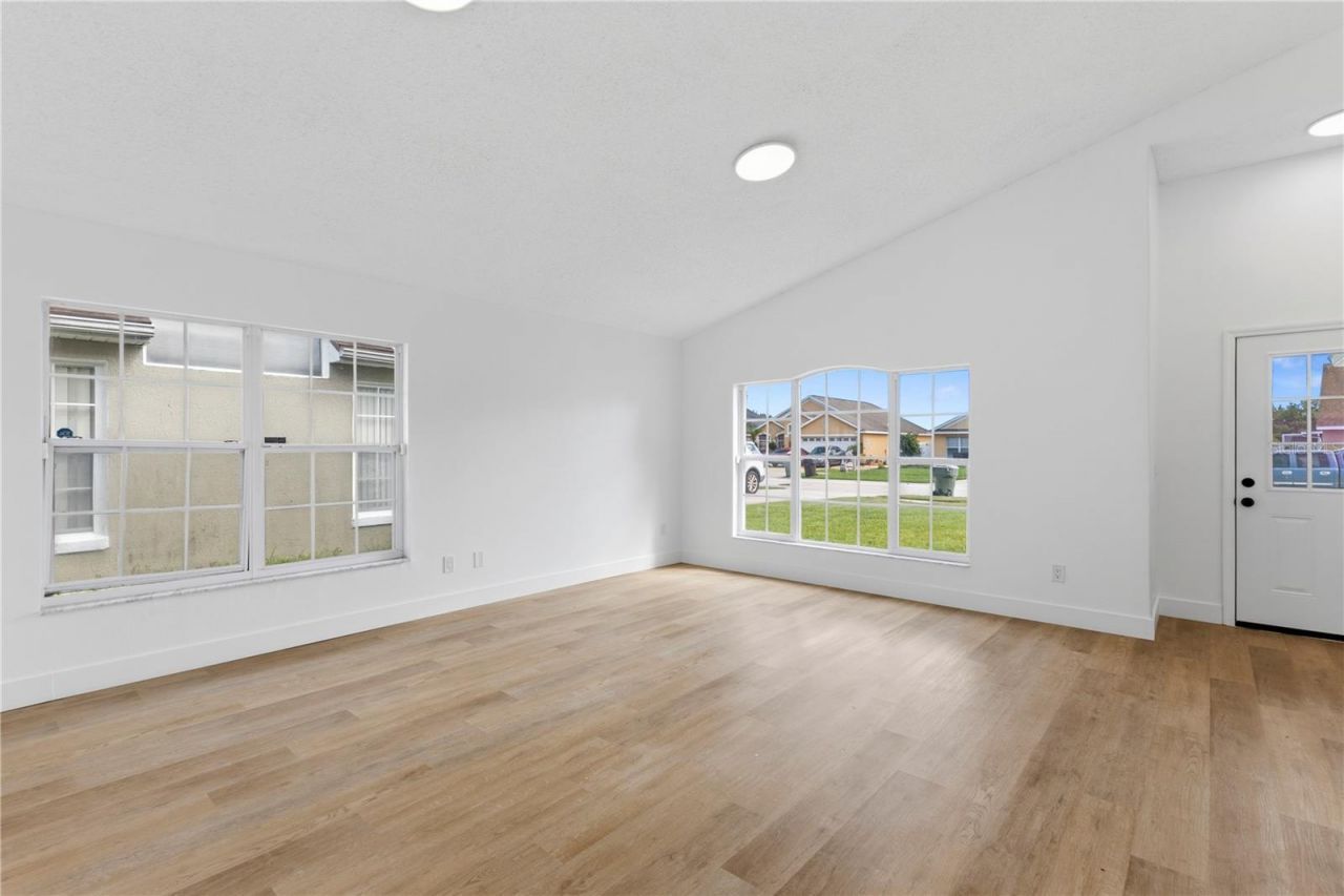 2016 Locust Berry Drive, Kissimmee, FL 34743 Photo