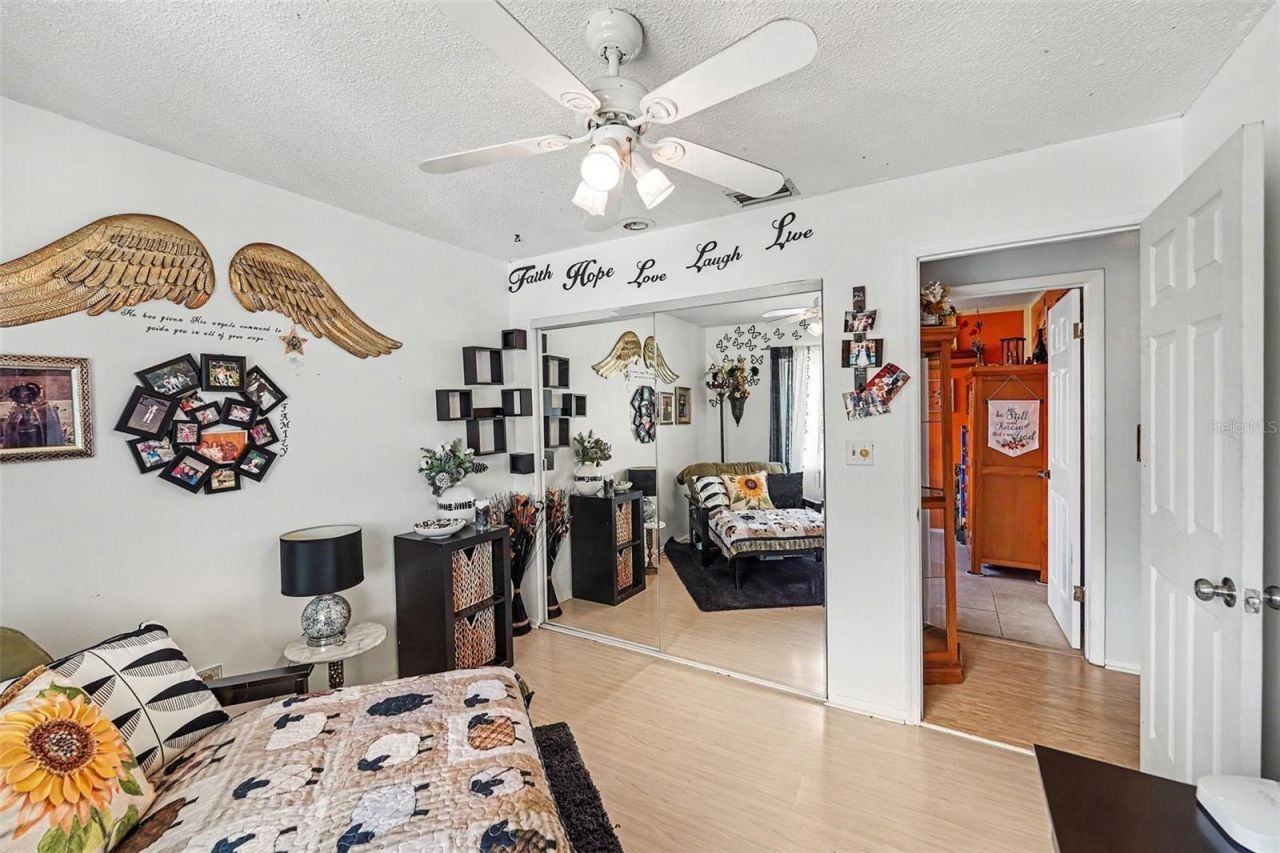 1842 Michigan Avenue Ne, Saint Petersburg, FL 33703 Photo