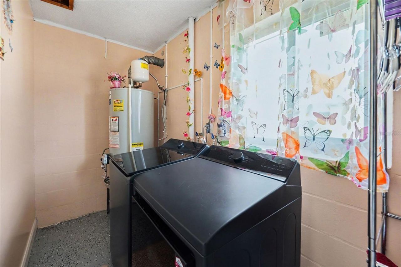 1842 Michigan Avenue Ne, Saint Petersburg, FL 33703 Photo