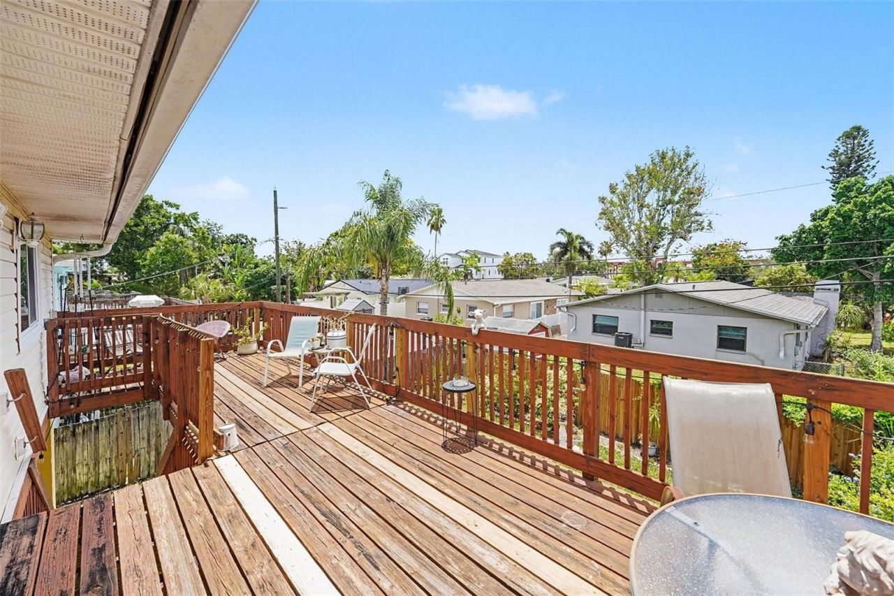1842 Michigan Avenue Ne, Saint Petersburg, FL 33703 Photo