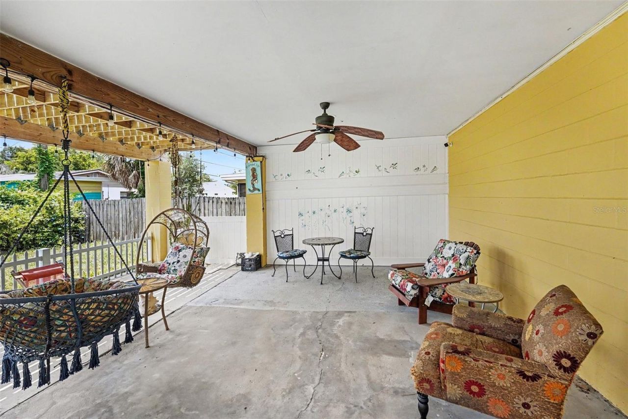 1842 Michigan Avenue Ne, Saint Petersburg, FL 33703 Photo