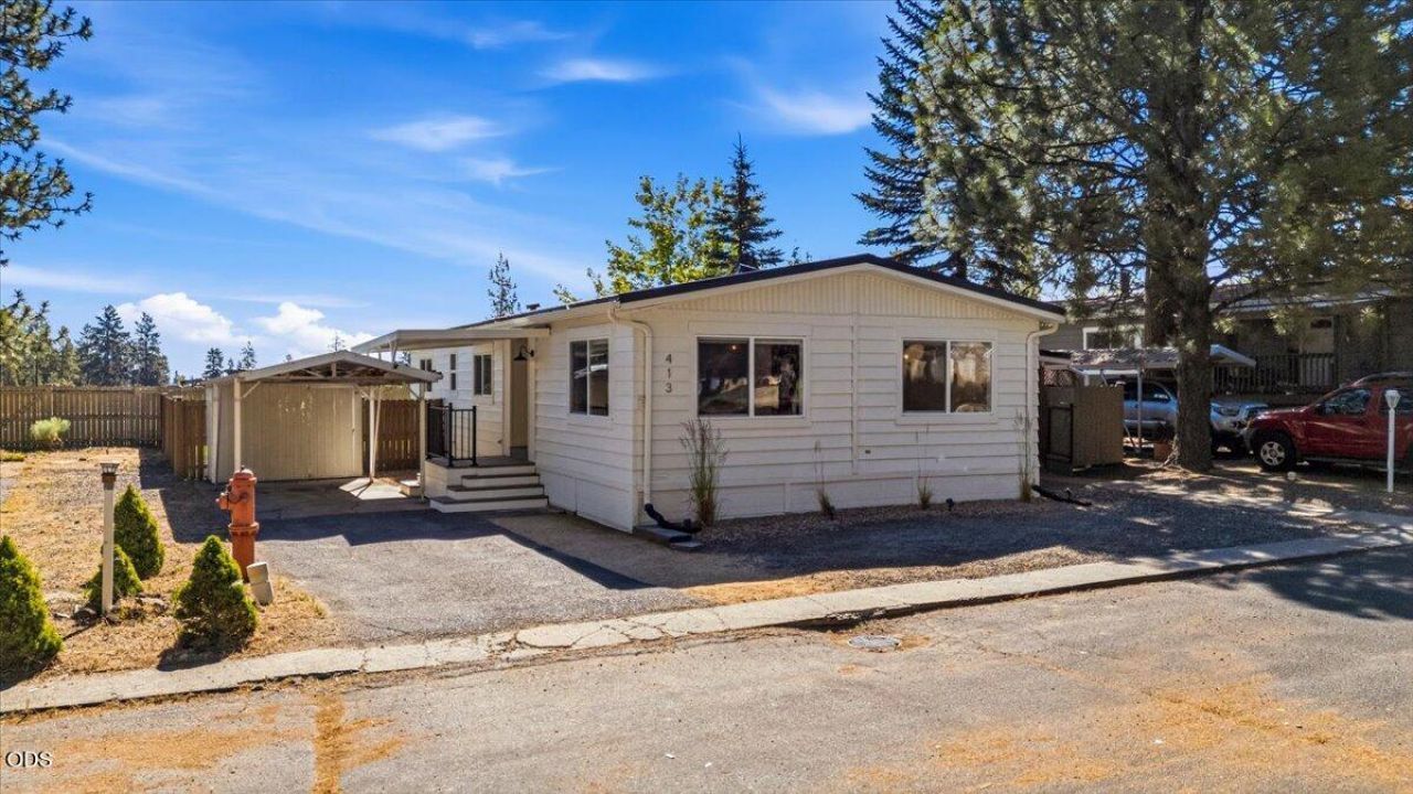 19930 Limelight Drive, Unit 413, Bend, OR 97702 Main Photo
