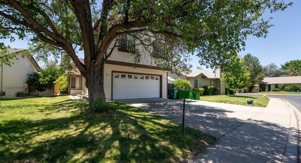 1805 Camelback Drive, Sparks, NV 89434 Photo