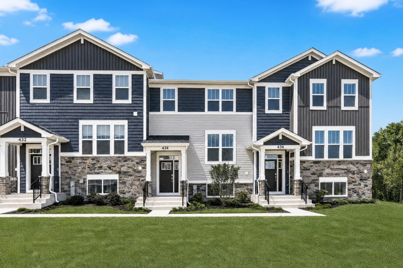 434 Red Oak Circle, Volo, IL 60020