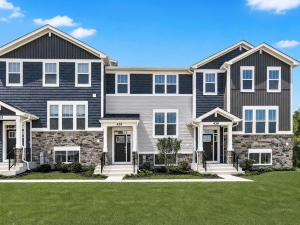 434 Red Oak Circle, Volo, IL 60020