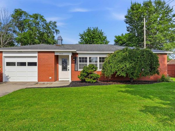 4005 N Oakwood Avenue, Muncie, IN 47304