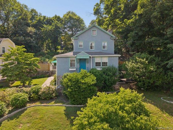 184 Farragut Avenue, Hastings-on-Hudson, NY 10706