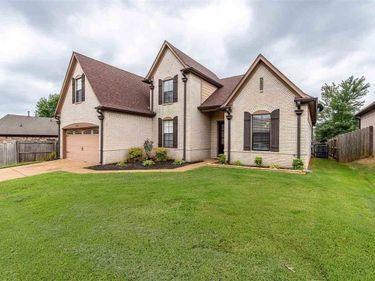 10211 OLD WELL TER, Memphis, TN 38016