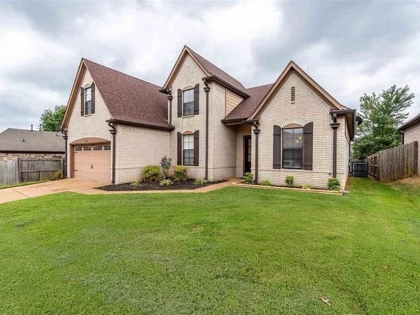 10211 OLD WELL TER, Memphis, TN 38016