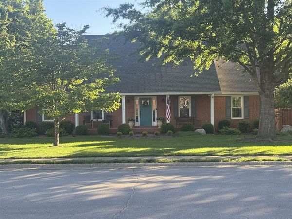 1016 Ironwood Drive, Bowling Green, KY 42103