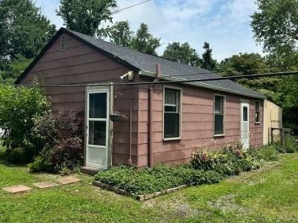 1021 GOFF ROAD, ESSEX, MD 21221