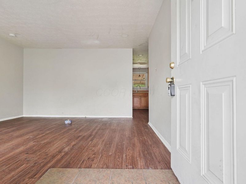 3622 Hollowwood Avenue, Columbus, OH 43223 Photo 9