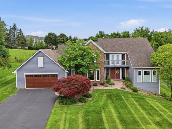 17 Lawton Drive, Pittsford, NY 14534