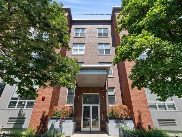 1825 N Winnebago Avenue , Unit 403, Chicago, IL 60647