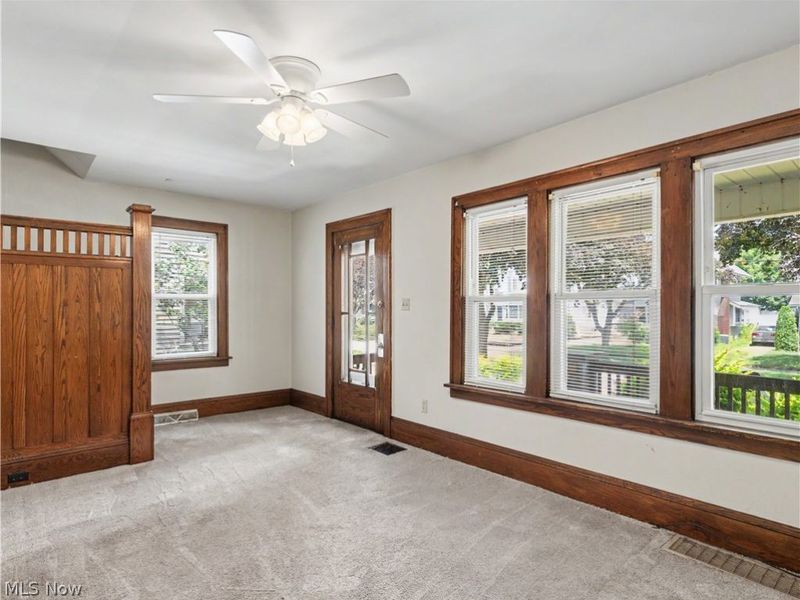 190 E Brookside Avenue, Akron, OH 44301 Photo 6