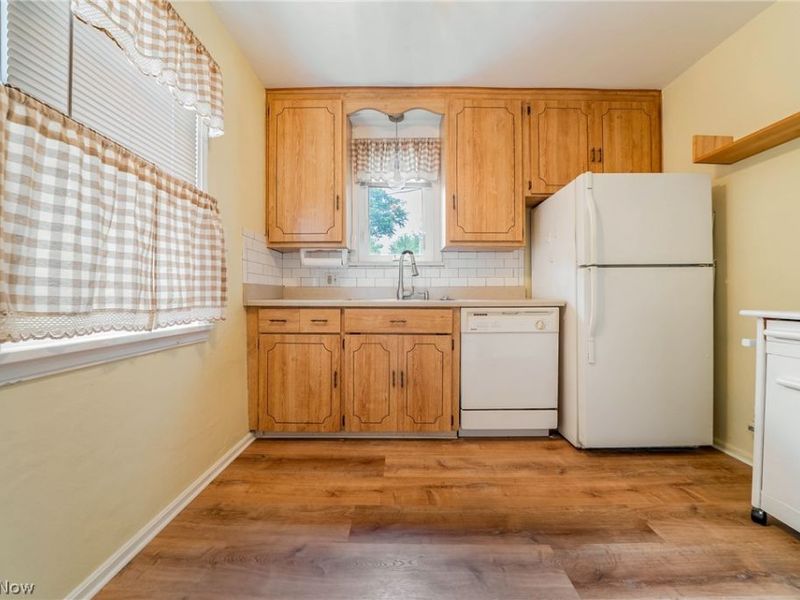 14410 Alger Road, Cleveland, OH 44111 Photo 13