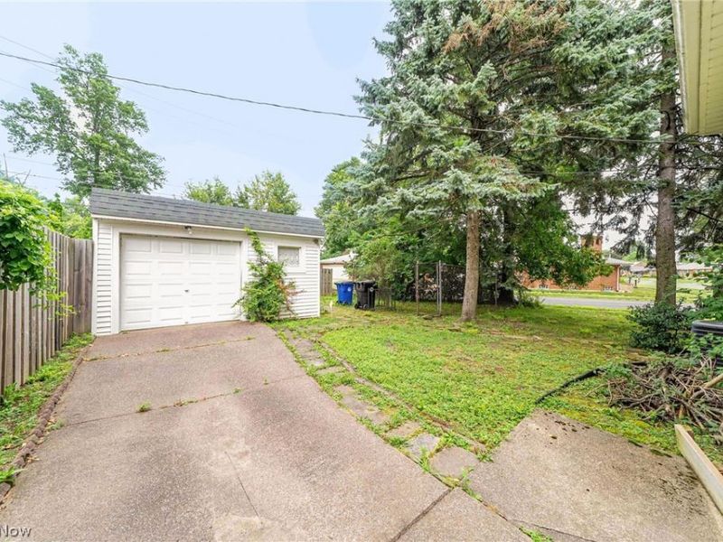 14410 Alger Road, Cleveland, OH 44111 Photo 27