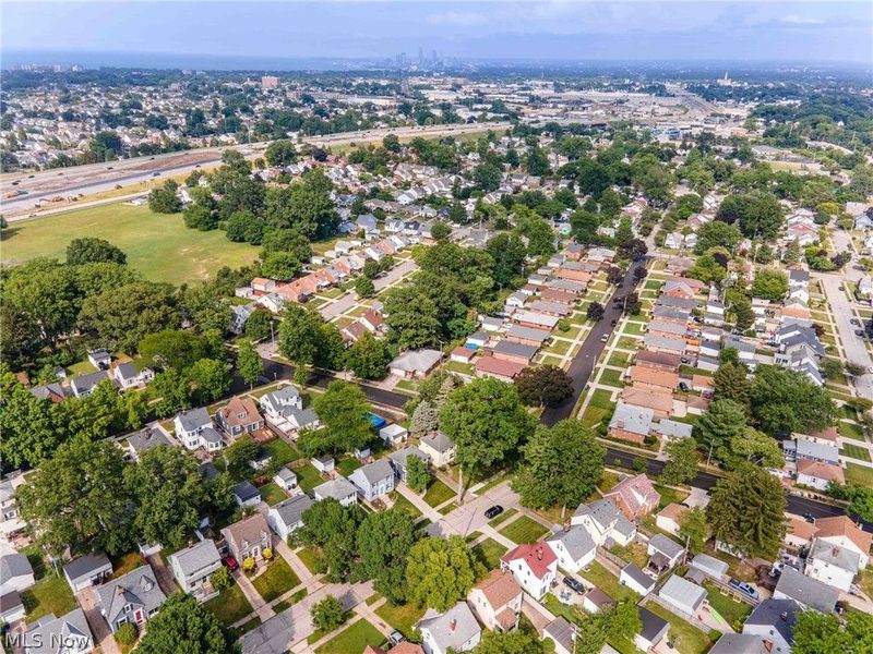 14410 Alger Road, Cleveland, OH 44111 Photo 31