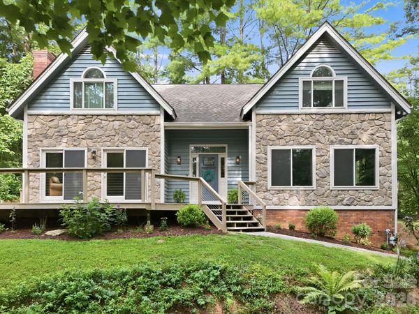 202 Riva Ridge Drive , Fairview, NC 28730