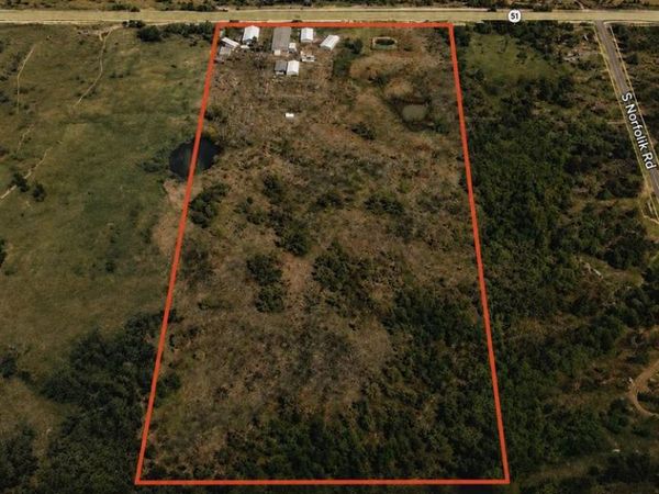 23515 E 6th Avenue, Yale, OK 74085