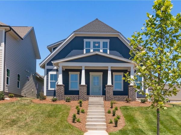 1641 Cross Village Avenue , Kernersville, NC 27284