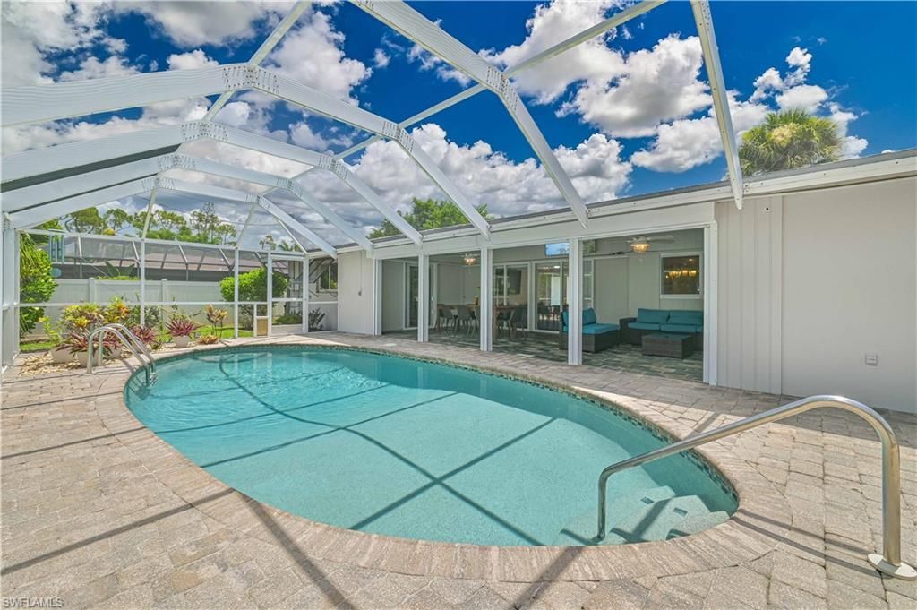 8719 Crest Ln , Fort Myers, FL 33907 Photo