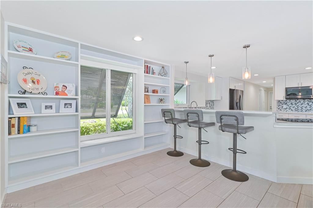 8719 Crest Ln , Fort Myers, FL 33907 Photo